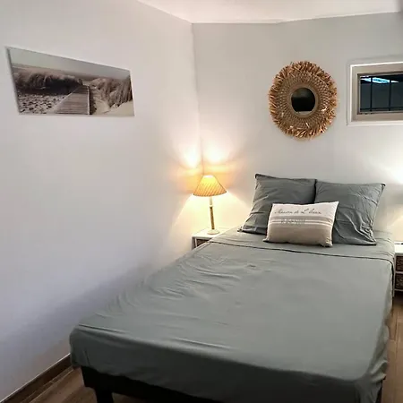 Cottage, L Etrille, Wifi Gratuit, Proche De La Mer, Jardin, Terrasse *
