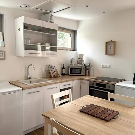 Cottage, L Etrille, Wifi Gratuit, Proche De La Mer, Jardin, Terrasse