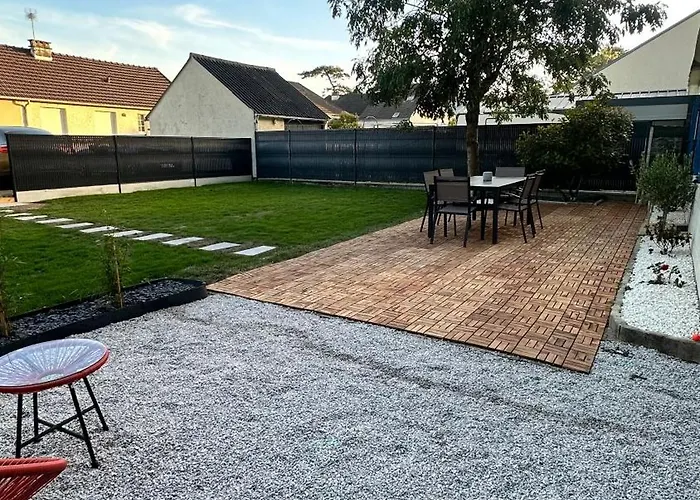 Cottage, L Etrille, Wifi Gratuit, Proche De La Mer, Jardin, Terrasse Vakantiehuis Jullouville-les-Pins